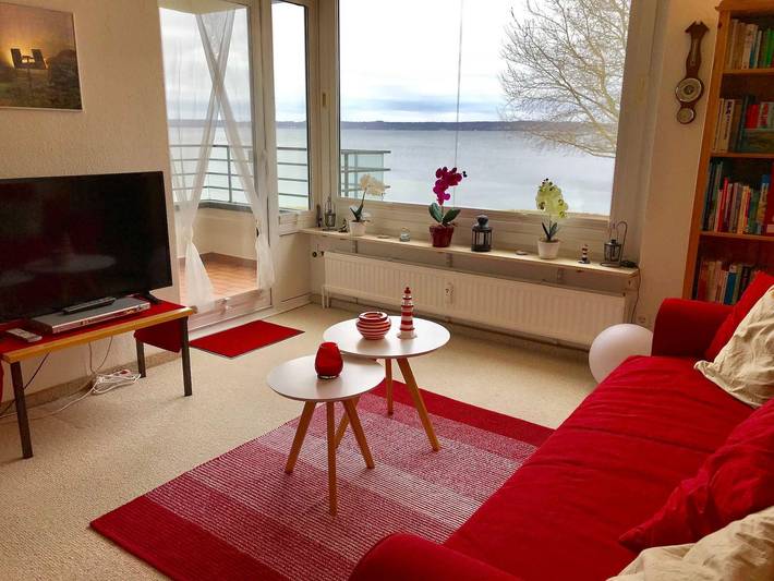 Ferienwohnung für 3 Personen, mit Ausblick und Balkon sowie Garten - 1