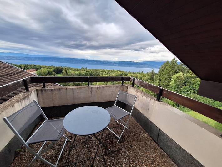 Appartement de vacances pour 5 personnes, avec vue sur le lac et balcon
