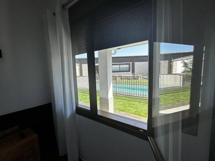 Casa rural con piscina para 2 personas, con jardín además de piscina para niños y piscina, Se admiten mascotas en Provincia de Badajoz - 3