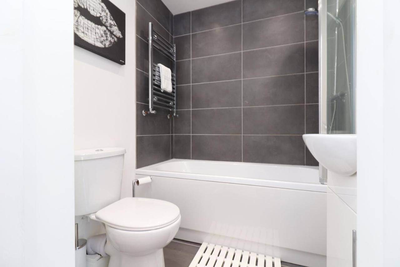 Entire apartment, One-Bedroom Apartment in Chester, Cheshire West and Chester