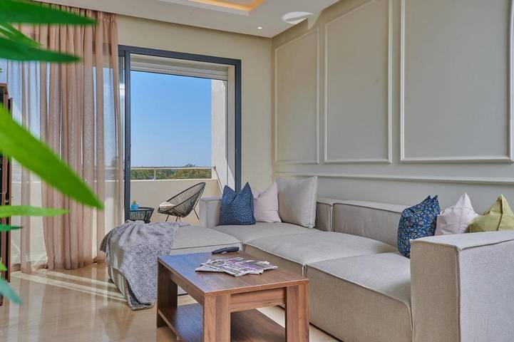 Gîte pour 5 personnes, avec piscine ainsi que jardin et vue, adapté aux familles à Rabat - 2