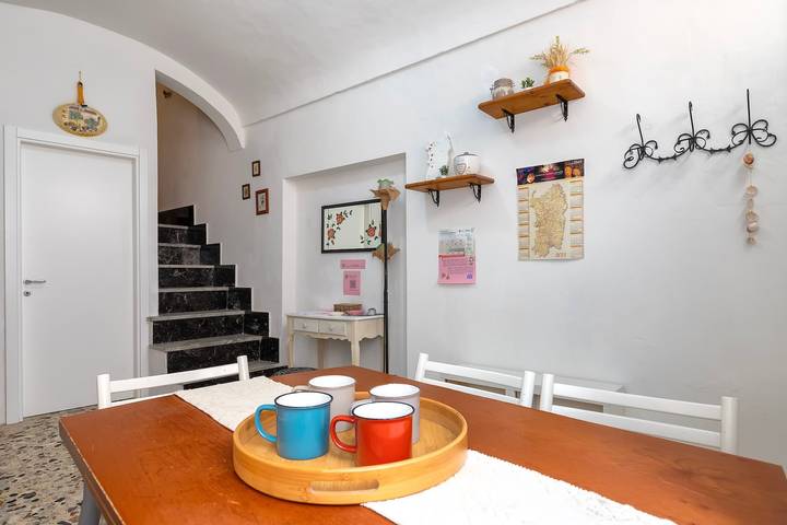 Holiday Home 'De Mirto' with Wi-Fi and Air Conditioning in Sennori, Sassari Provinsen
