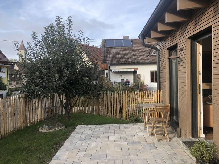 Entire apartment, Apartment 'Haas Oberschopfheim' with Private Terrace, Private Garden and Wi-Fi in Friesenheim, Central Black Forest