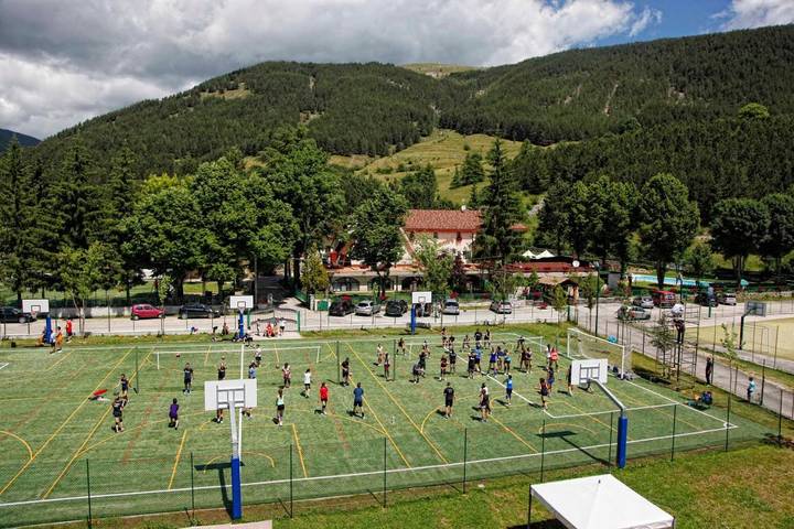 Appartamento per 2 persone, con piscina e giardino nonché sauna e idromassaggio a Pescasseroli