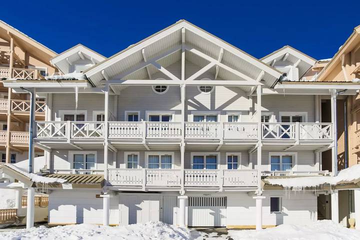 Gîte pour 4 personnes, avec vue et balcon dans Les Carroz - 3