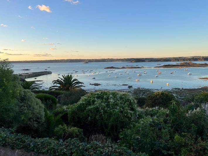 Gîte pour 4 personnes, avec terrasse et jardin à Ploubazlanec - 4