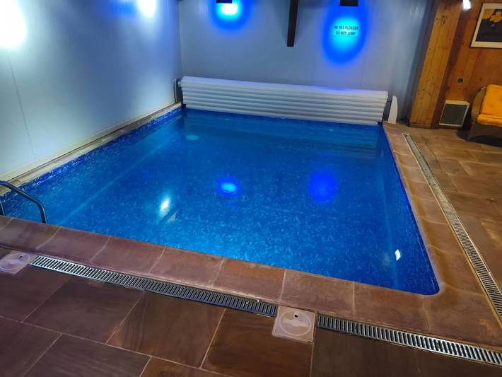 Villa für 20 Personen, mit Pool und Garten - 1