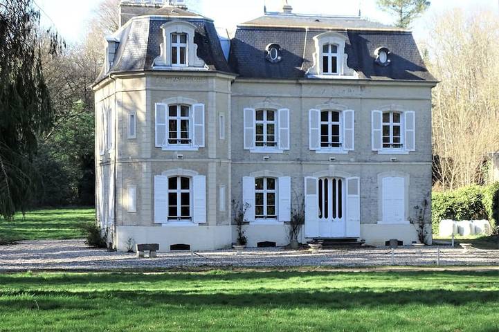 Gîte pour 10 personnes à Mons-Boubert