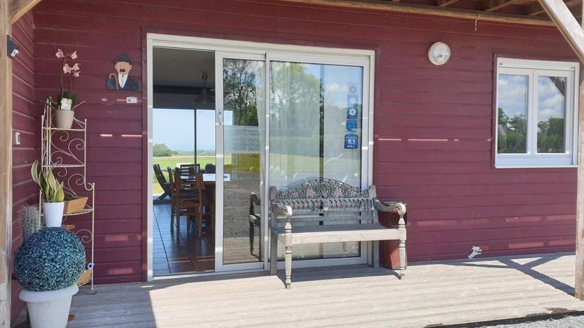 Location de vacances pour 3 personnes, avec vue ainsi que jardin et terrasse à Vittefleur - 4