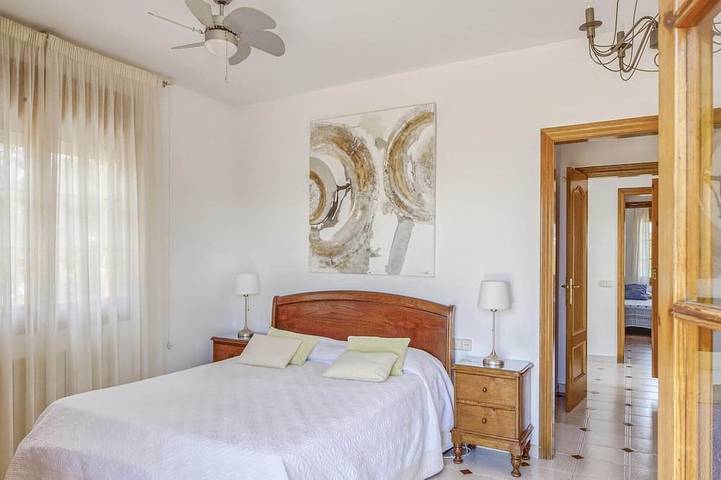 Location de vacances pour 8 personnes, avec Balcon ainsi que Jardin et Piscine à Arenys de Mar - 2