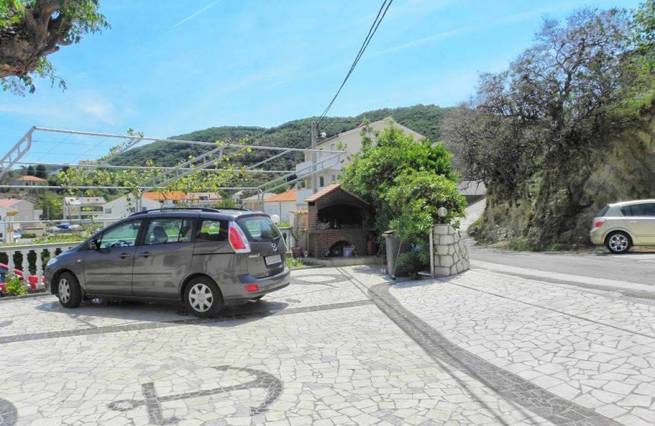 Ganze Wohnung, 1-Zimmer-Ferienwohnung mit Balkon und Meerblick Supetarska Draga - Donja, Rab A-22365-a in Supetarska Draga, Rab