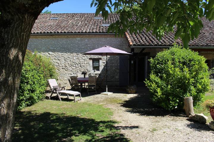Gîte pour 5 personnes, avec piscine, animaux acceptés à Monflanquin - 2