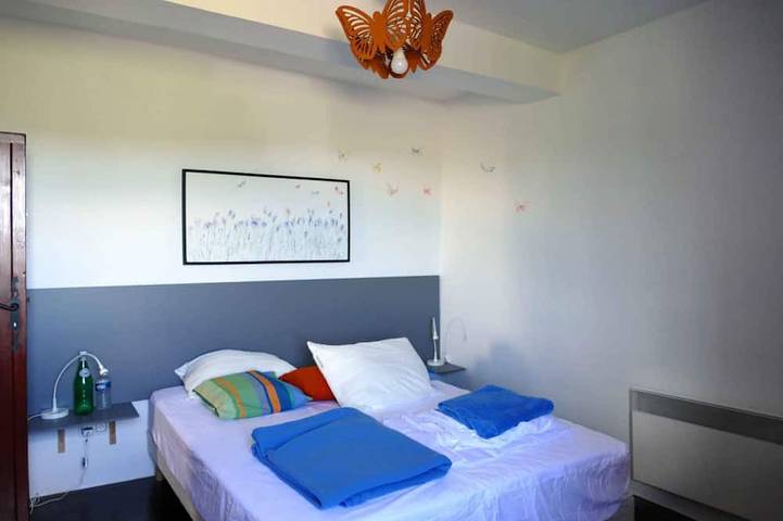 Location de vacances pour 12 personnes, avec jardin et piscine à Taulis - 4