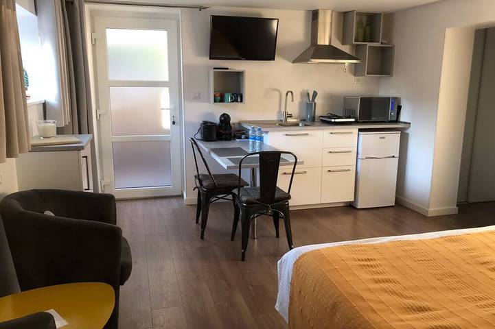 Gîte pour 3 personnes, avec terrasse et jardin à Goxwiller