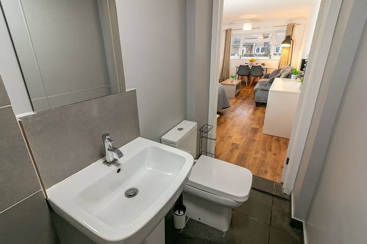 Double ou Twin-Prestige-Sdb privée avec douche-Vue sur Jardin-Lavender Garden... in Stevenage, Hertfordshire