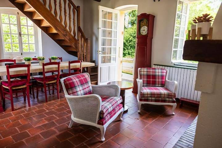 Gîte pour 4 personnes, avec jardin et vue, animaux acceptés à Baudrières - 3