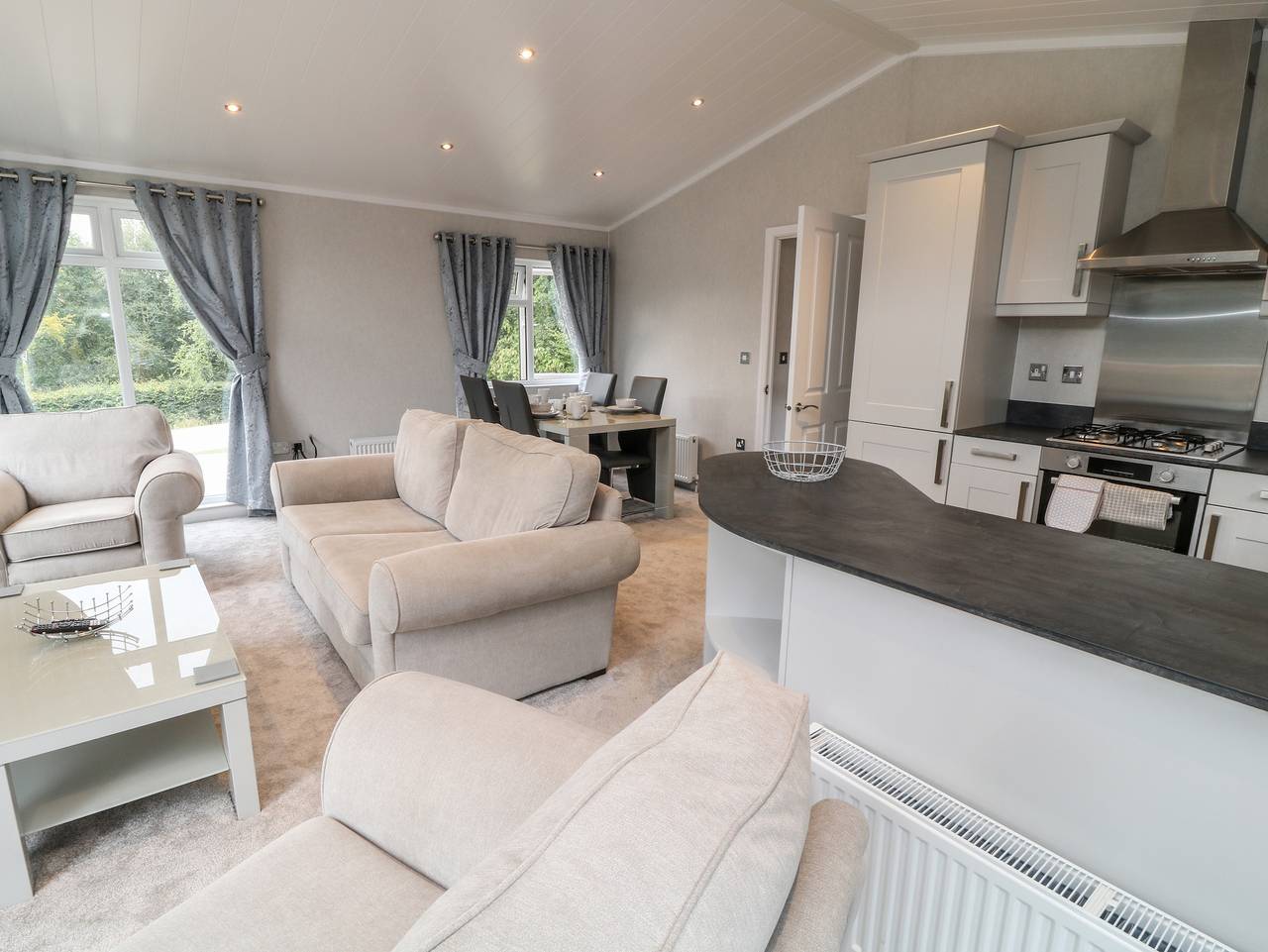 Woodpecker Lodge in Highampton, Devon