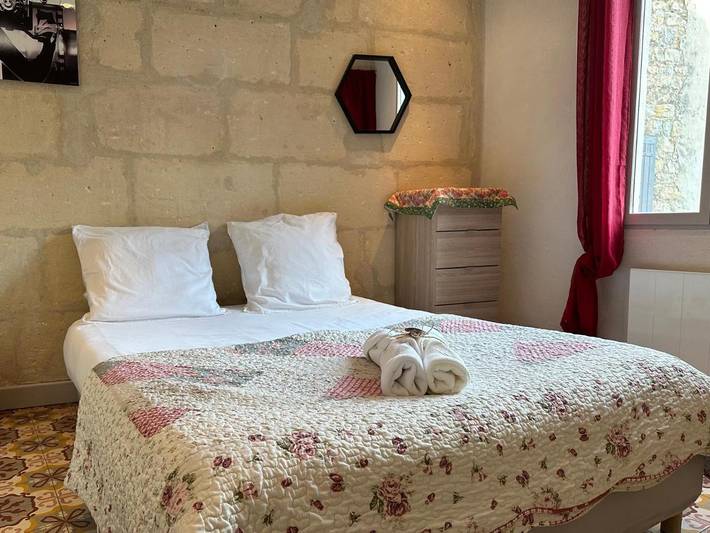Gîte pour 6 personnes, avec terrasse dans Arenes D Arles - 4