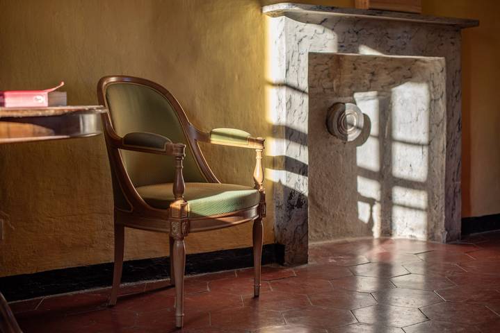 Entire apartment, Apartment 'Casa Dolcetto' with Private Terrace, Shared Garden and Wi-Fi in Tagliolo Monferrato, Alessandria Province