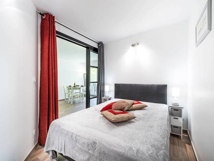 Gîte pour 4 personnes, avec terrasse et jardin à Gassin - 3