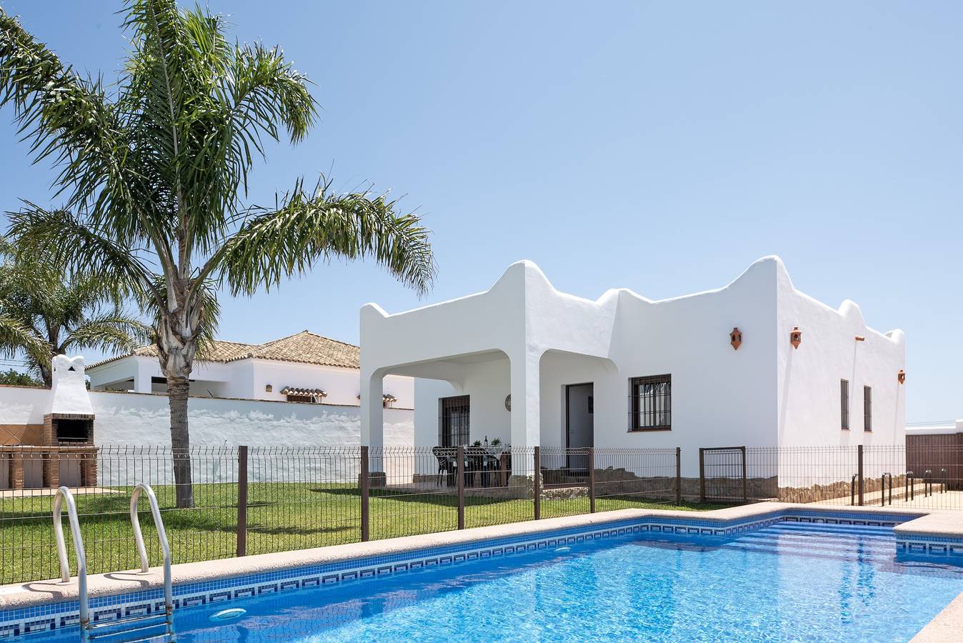 Ferienhaus 'Villa Cala Salada' mit privatem Pool, Wlan und Klimaanlage in Conil de la Frontera, Costa de la Luz