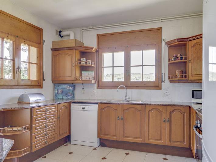 Chalet para 8 personas, con jardín además de balcón y piscina en Maresme - 4