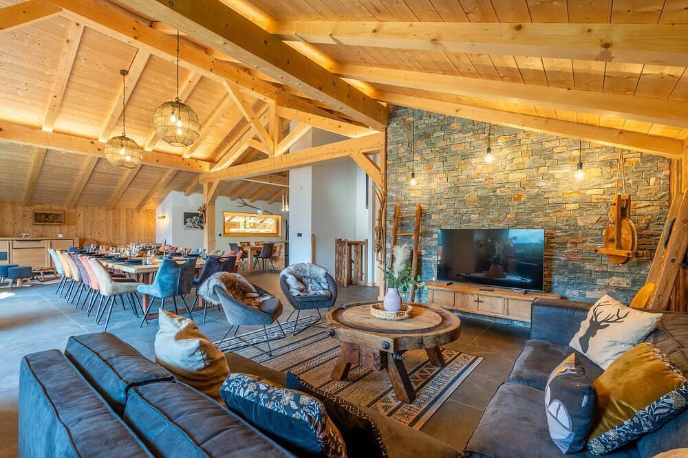 Chalet La Ferme d'Aimé 15 personnes proche station in Glières-Val-de-Borne, Region Bonneville