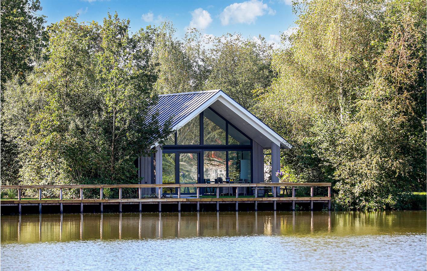 Ferienhaus für 4 Personen mit Garten in Oosterwolde, Friesland