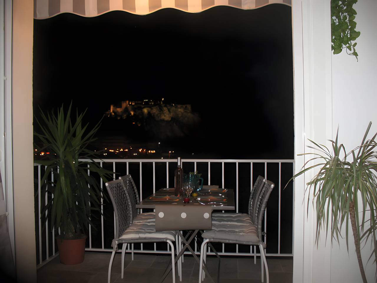 Apartamento entero, Apartamento 'T2 Le Panorama' con vistas al mar, balcón y Wi-Fi in Cassis, Parque nacional de las Calanques