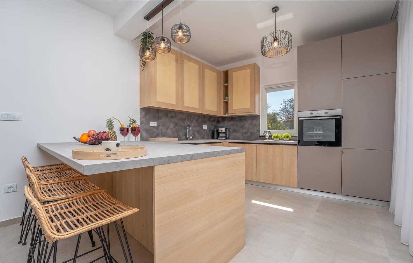 Ferienhaus für 10 Personen mit Terrasse in Drage, Zadar