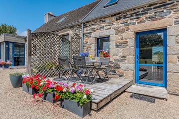 Gîte pour 4 personnes, avec jardin à Taulé