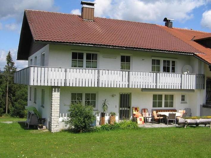 Ferienwohnung für 7 Personen, mit Terrasse und Garten in Haidmühle