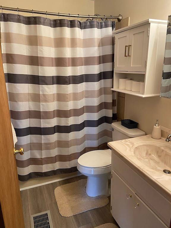 Private Lakefront Cottage! Gemütlich, sauber und offen! Tolle Lage am Lake Oconee! in Lake Oconee