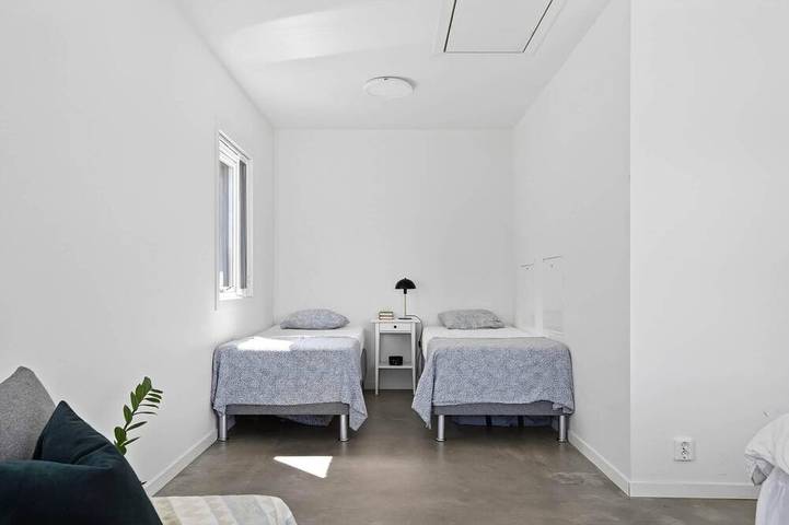 Seehütte auf eigener Halbinsel – völlig abgeschieden in Hällefors, Örebro und Umgebung