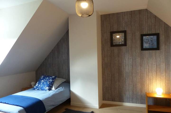 Gîte pour 5 personnes, avec terrasse et jardin à Le Val-Saint-Père - 4