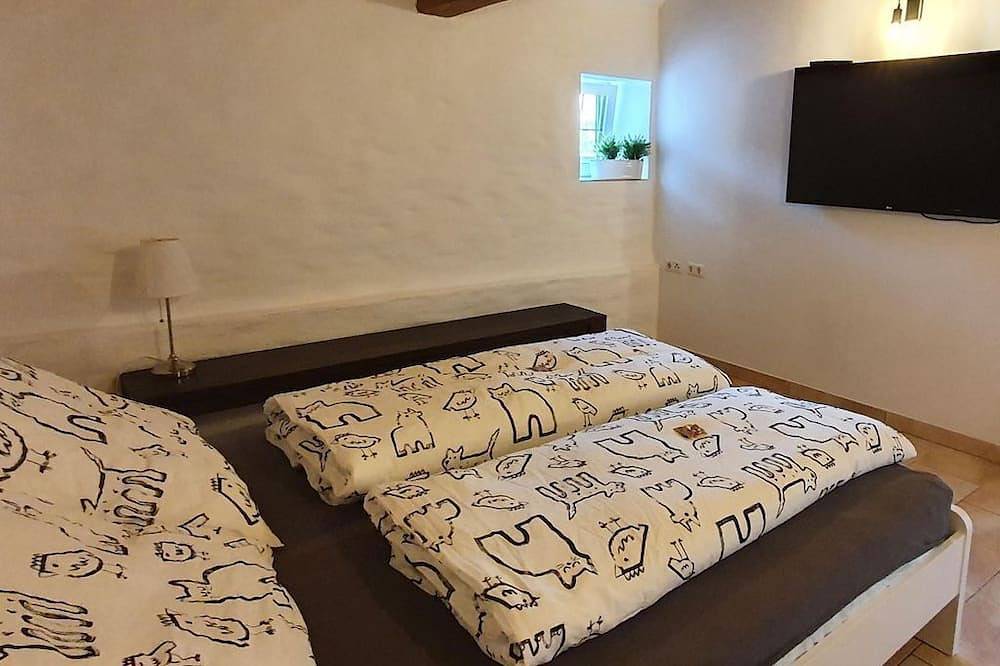 6-Bett-Ferienwohnung Spirit, Dusche/Wc - Apartments Lilienhof in Burg Eltz, Münstermaifeld