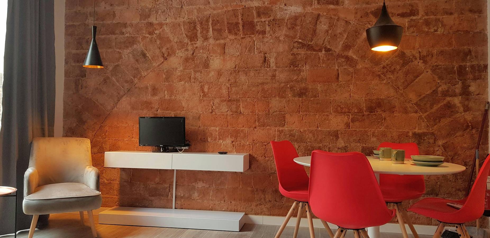 Appartement entier, Sant Antoni 4 -Downtown Barcelona. Ideally located in Barcelona Centre, Barcelone