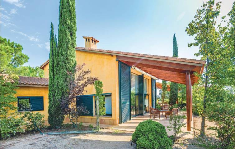 Casa de vacaciones para 14 personas, con jardín además de terraza y piscina - 1