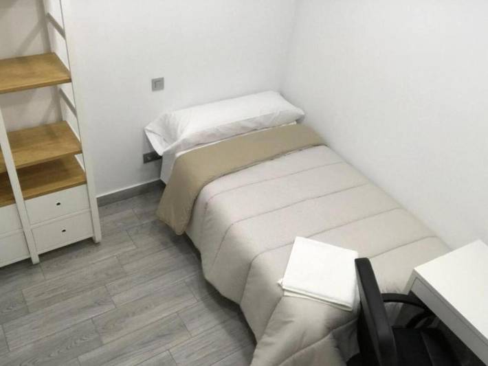 Gîte pour 5 personnes, avec Balcon ainsi que Terrasse et Vue à Saragosse - 4