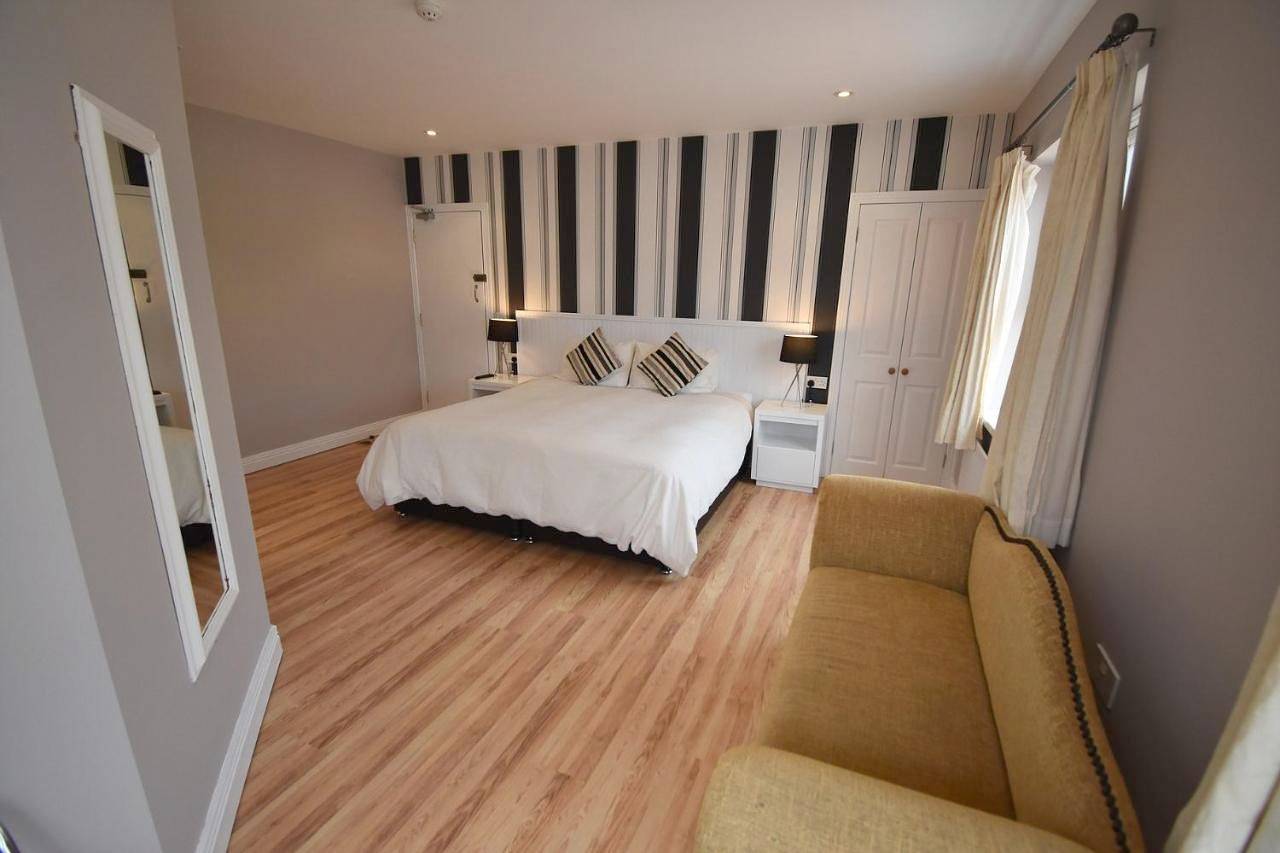 Aaranmore Lodge Guest House in Portrush, County Antrim