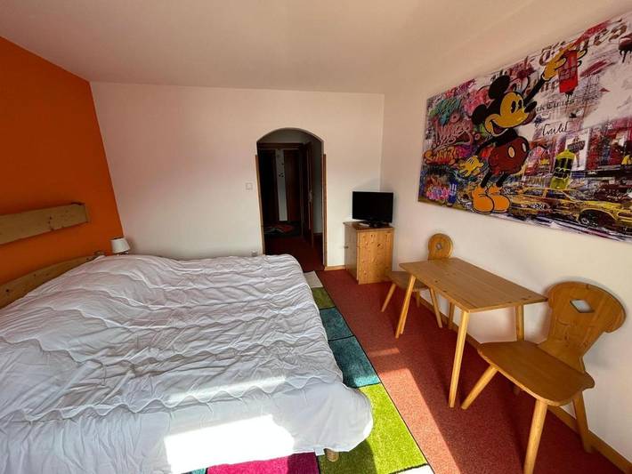 BnB für 2 Personen, mit Seeblick und Garten sowie Ausblick, mit Haustier am Attersee - 4