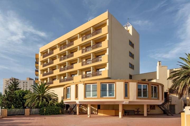 Hôtel pour 2 personnes, avec jardin ainsi que vue et piscine dans Melilla - 3