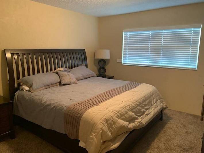 Holiday rental for 2 people, with pool and hot tub as well as balcony and garden in Daytona Beach