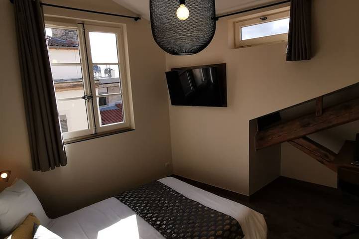 Apartamento entero, Air-conditioned apartment in the city center, top floor in Lyon, Lyon region
