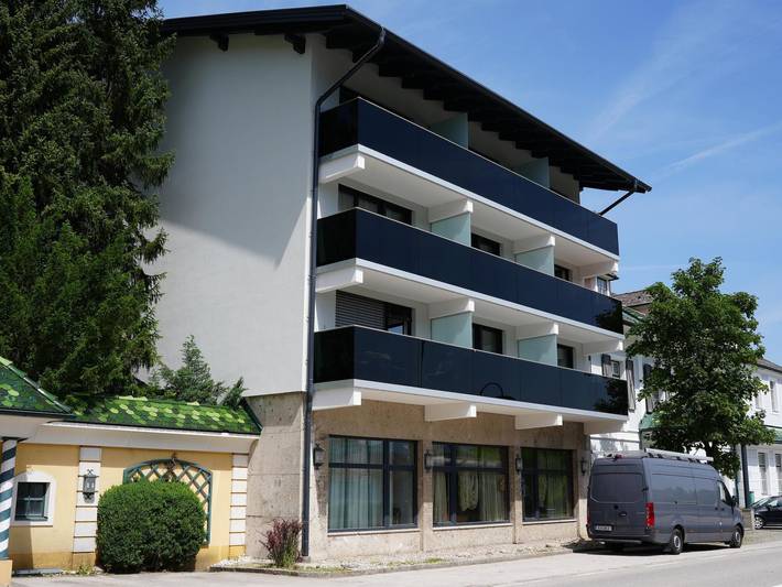 Hotel Schinagl - Doppelzimmer mit Balkon in Klaus an der Pyhrnbahn, Kirchdorf an der Krems (Bezirk)