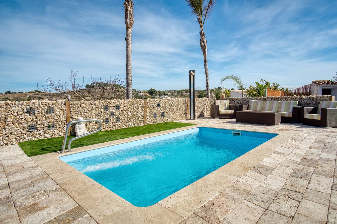 Chalet 'Casa Stone' con vistas a la montaña, piscina privada y Wi-Fi in Benisa, Costa Blanca