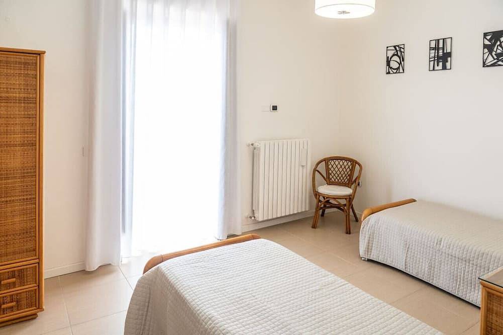 Ganze Wohnung, Casetta Vacanze - Camera doppia con bagno privato in Frasso Telesino, Benevento Provinz