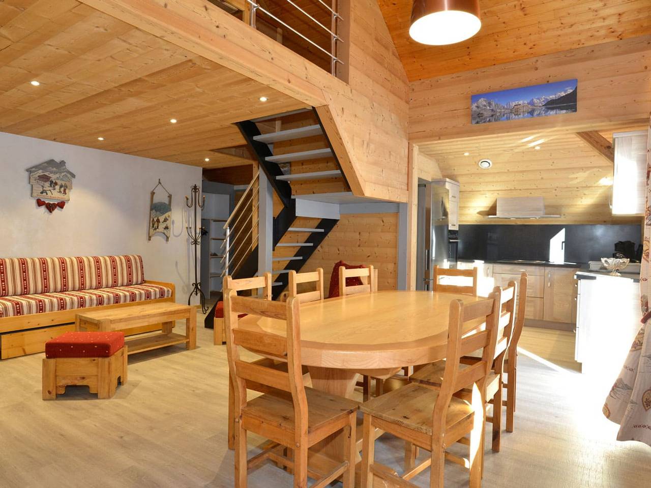 Appartement entier, Spacieux 4 pièces avec mezzanine, balcon et parking, à 2 pas de Super-Châtel - 7 pers. in Chatel, Les Portes du Soleil