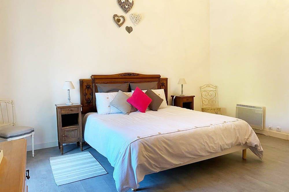 Double Room in Essey, Beaune region