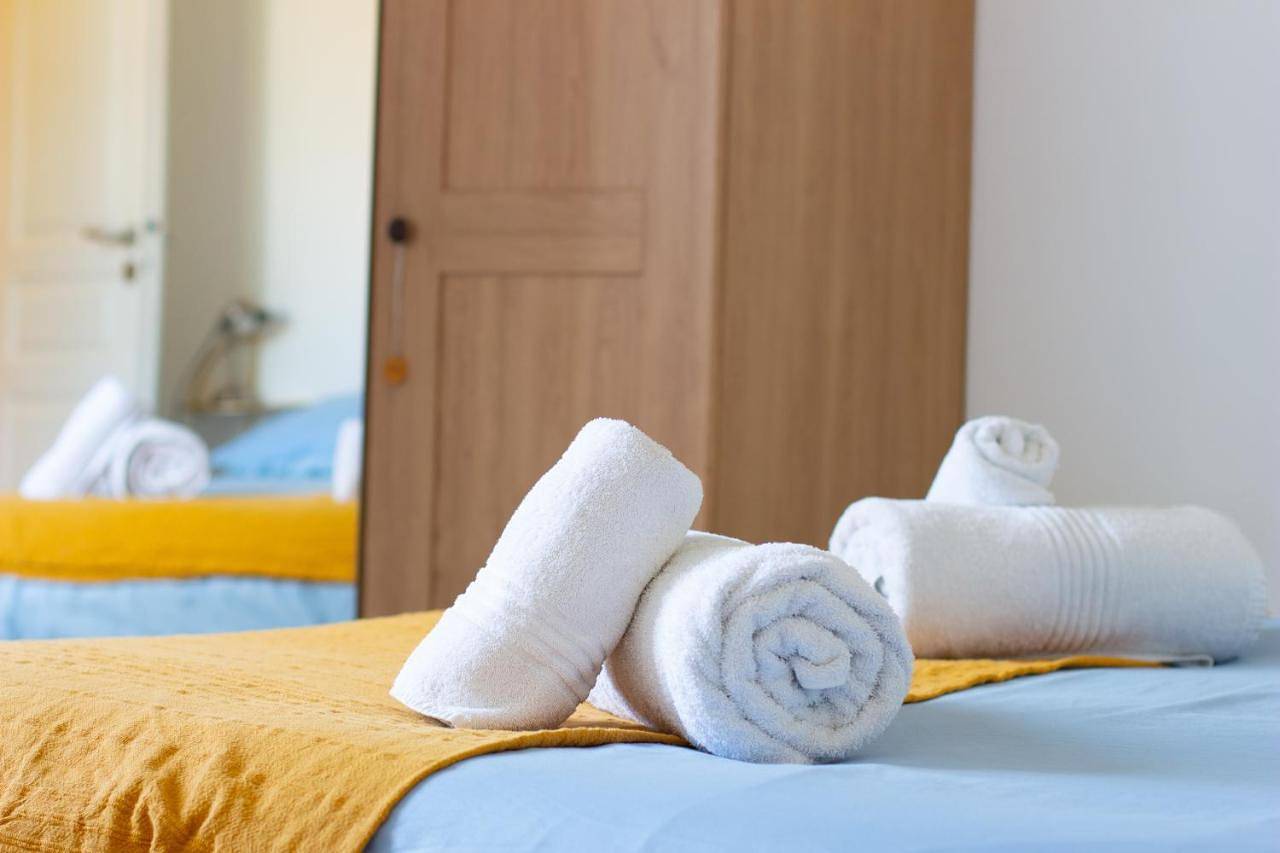 Appartement entier, Le Tamaris, Garage privé hauteur limitée, Calme, Confort in Troyes, Aube